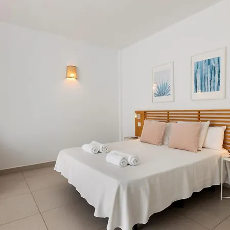 Altos Nisa 3b By Escape Villa Playa Blanca
