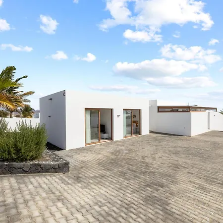 Villa Altos Nisa 3b By Escape *