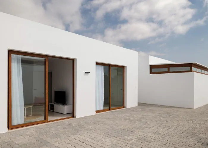 Villa Altos Nisa 3b By Escape